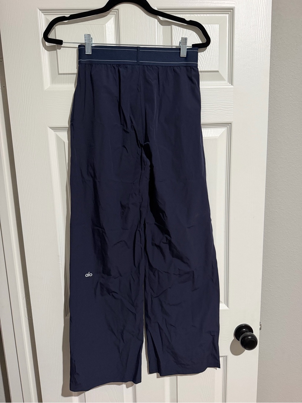ALO Pants - Picture 2 of 3